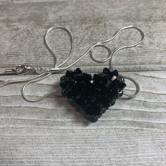 Handmade Swarovski Crystal ❤️ Heart Necklace - Picture 4 of 5